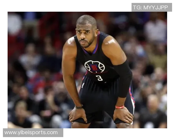 麦坎茨批评球队领袖失职保罗在更衣室发声引发热议