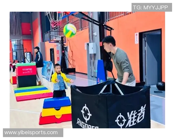 布朗回顾训练营经历称今年体能对抗挑战最为艰难