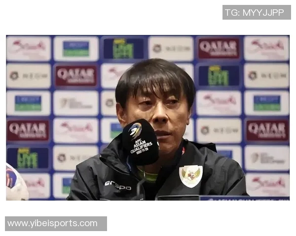 蔚山后卫揭露前主帅申台龙扇耳光事件引发热议球员不听指挥成焦点