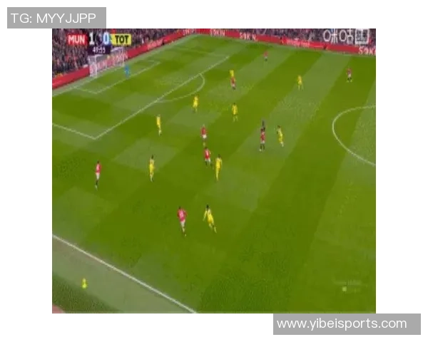 姆伯莫荣膺曼联对热刺比赛最佳球员引发球迷热议